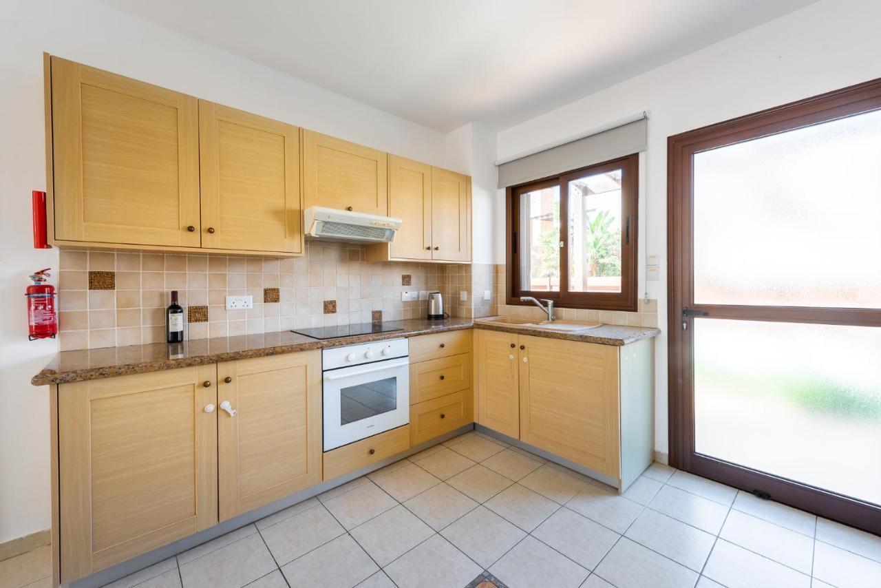 Villa Iris By Ezoria Villas Αγία Νάπα Εξωτερικό φωτογραφία